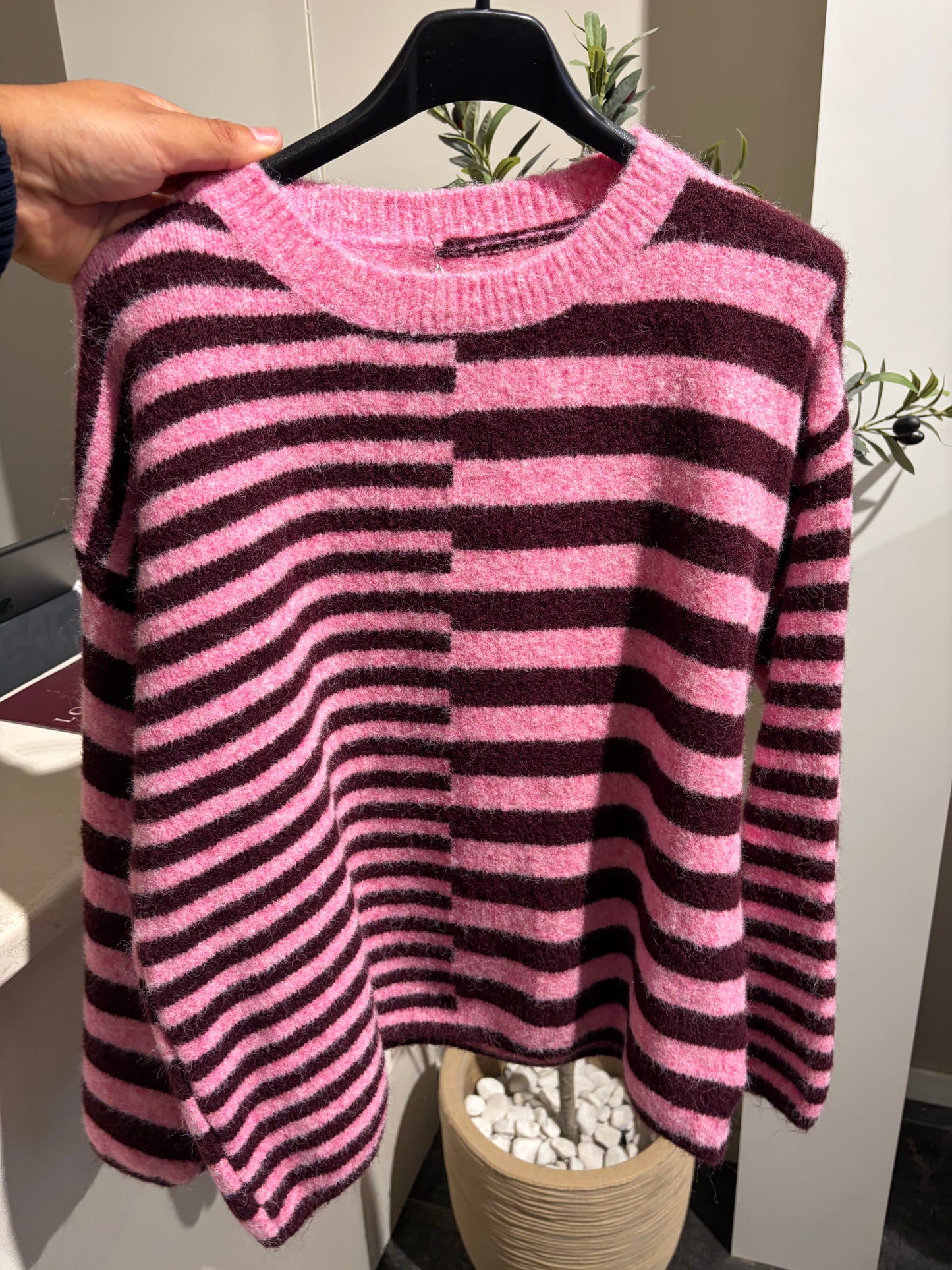 BURGUNDY STRIPED