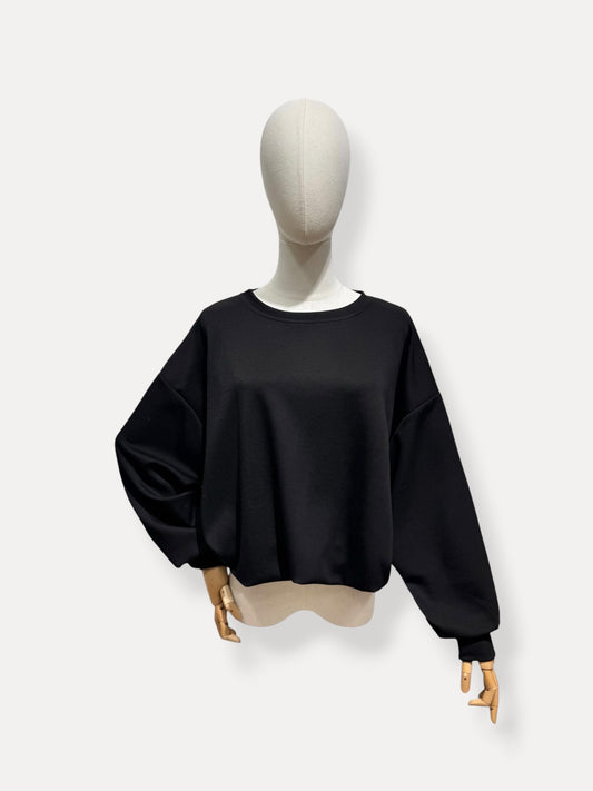 PUFFY SWEATER ZWART