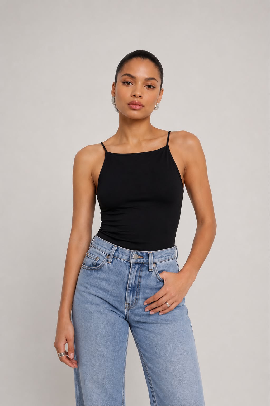 ZWARTE TOP BASIC