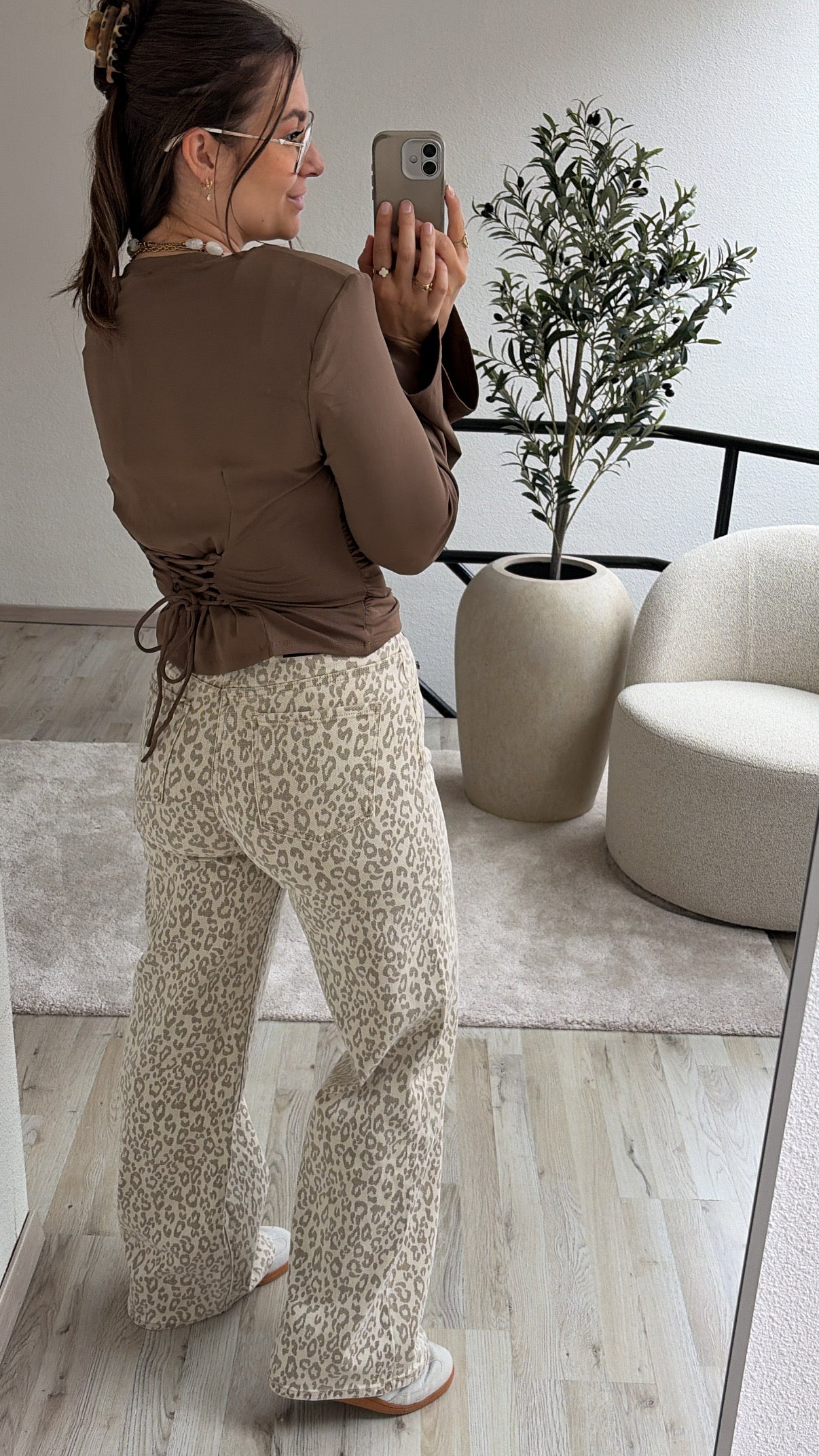 TAUPE LONGSLEEVE