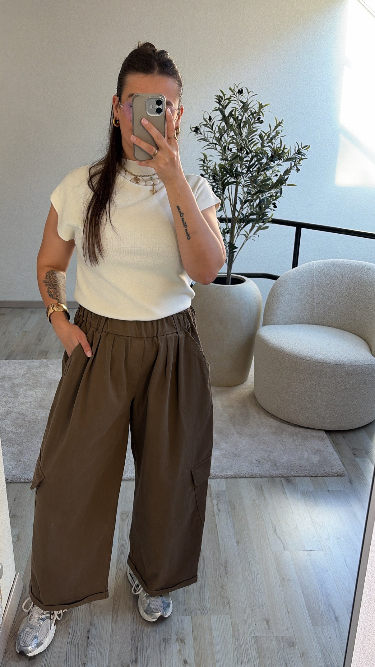 CAMEL CARGO PANTS
