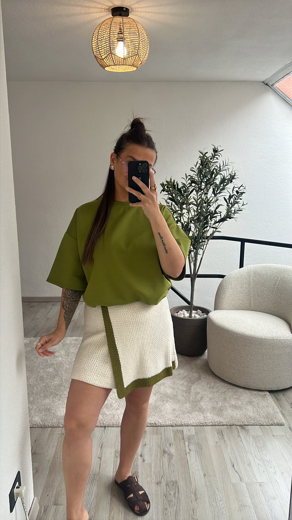 PUFFY TEE OLIVE