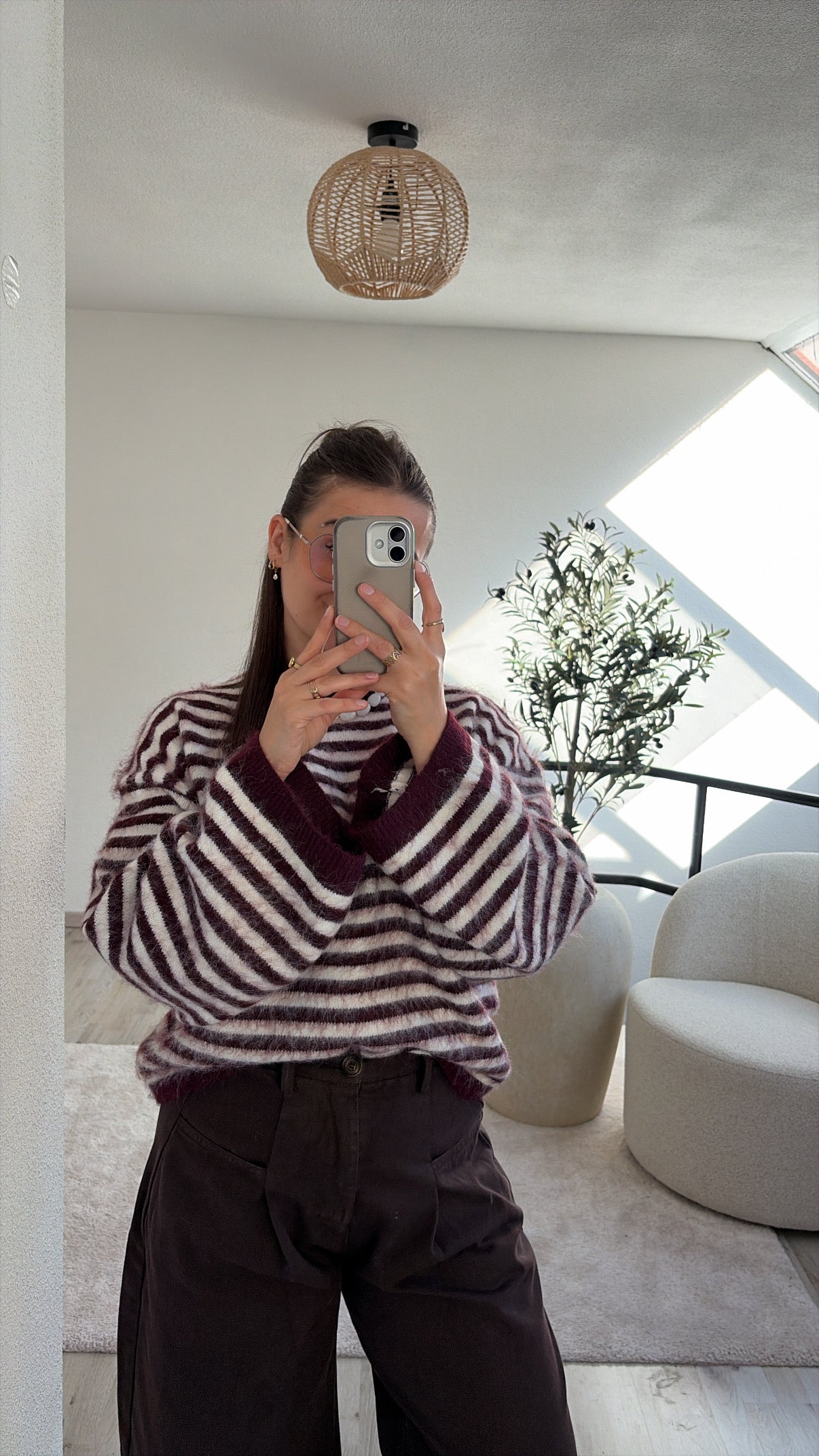 STRIPED KNIT AUBERGINE