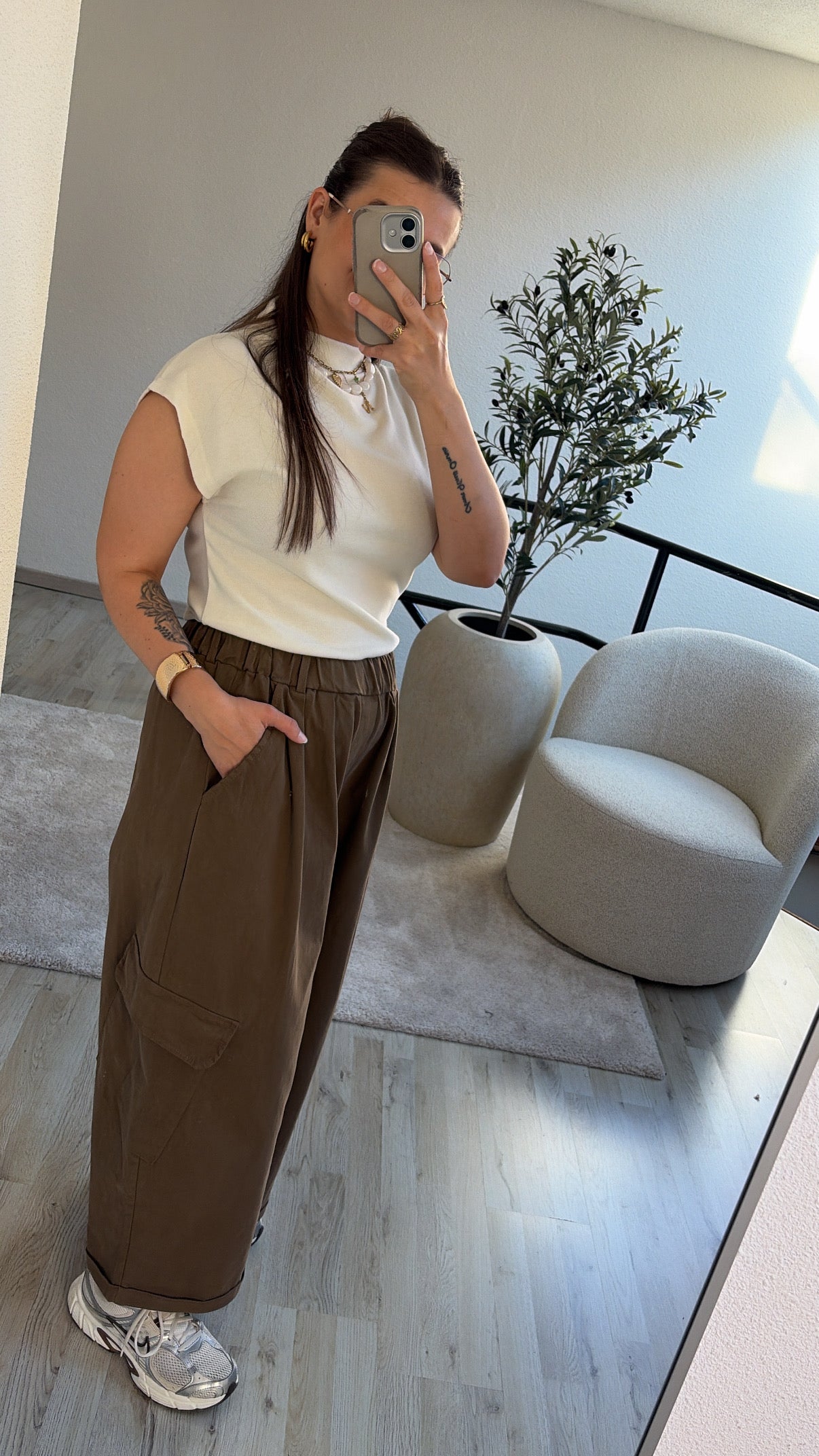 CAMEL CARGO PANTS