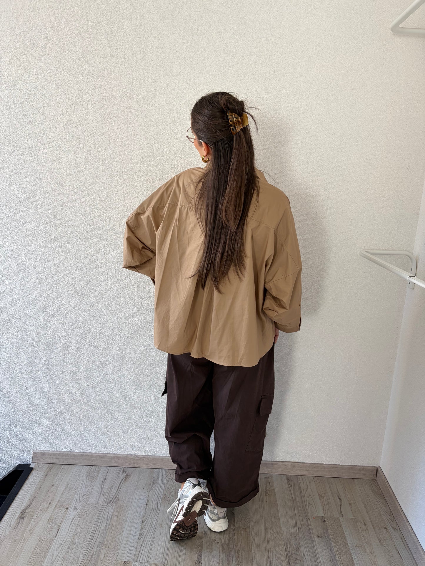 BEIGE BLOUSE
