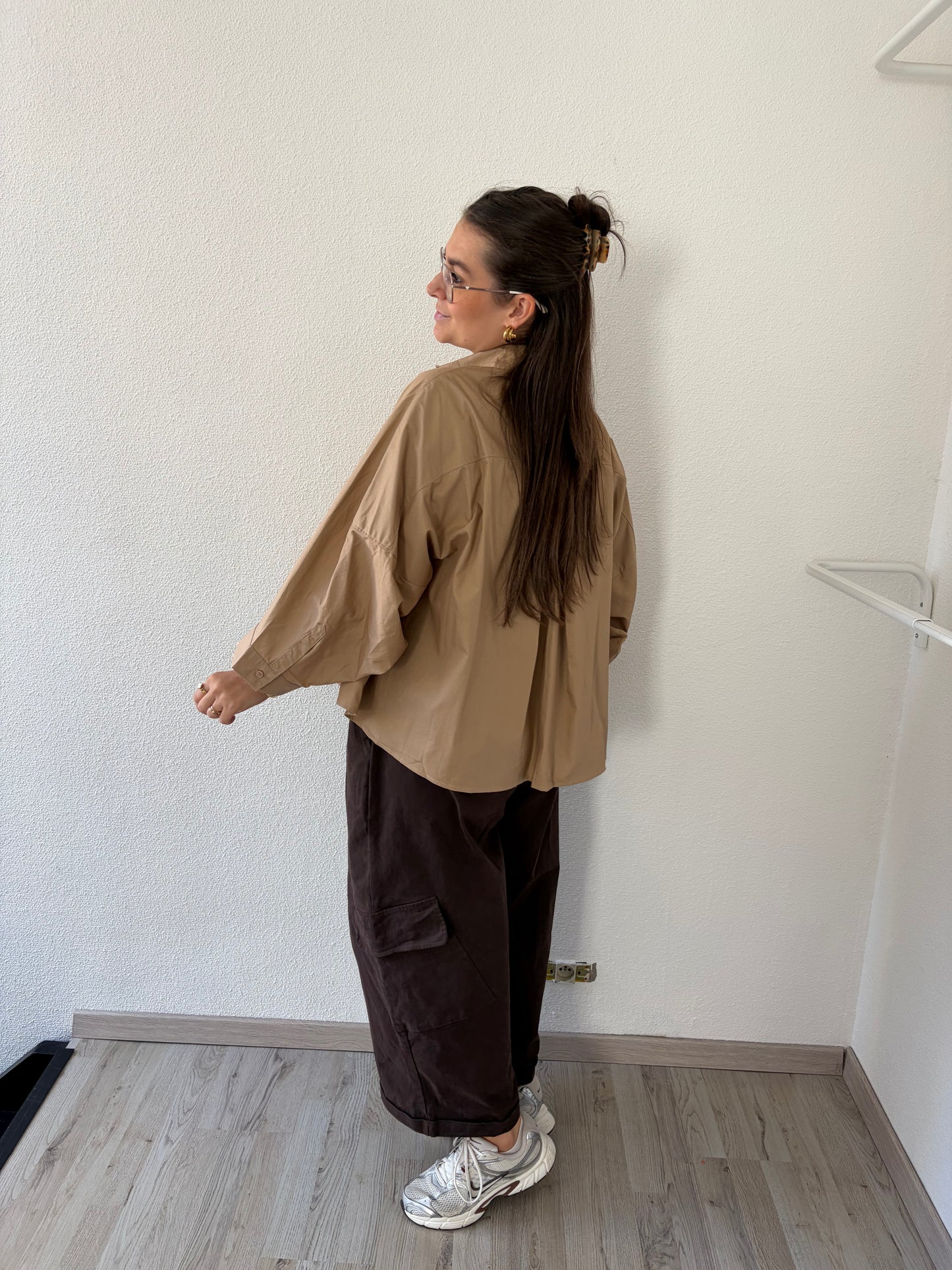 BEIGE BLOUSE