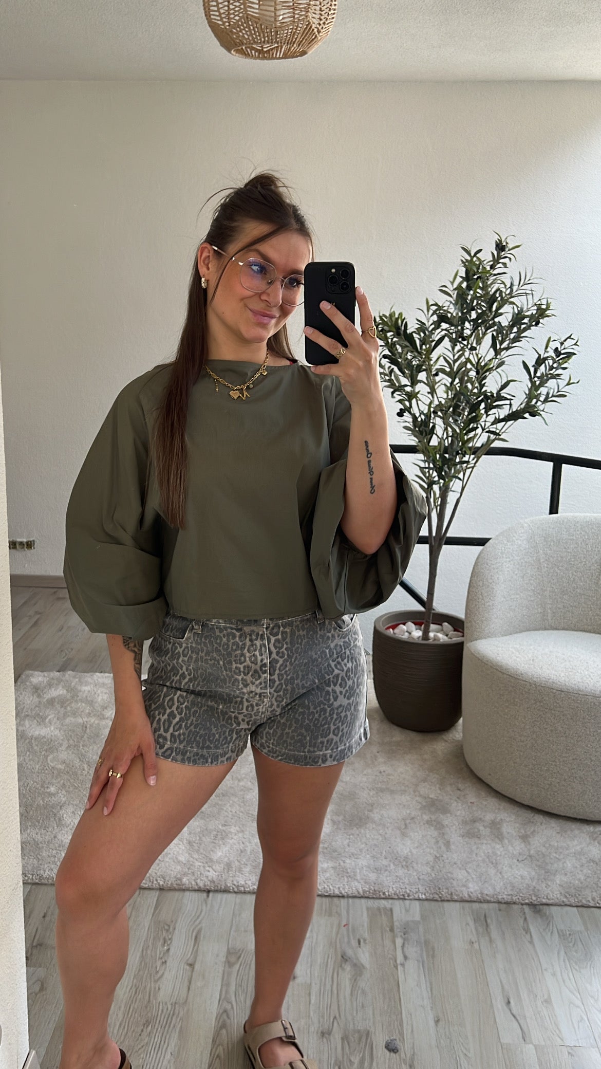 PUFFY BLOUSE KHAKI