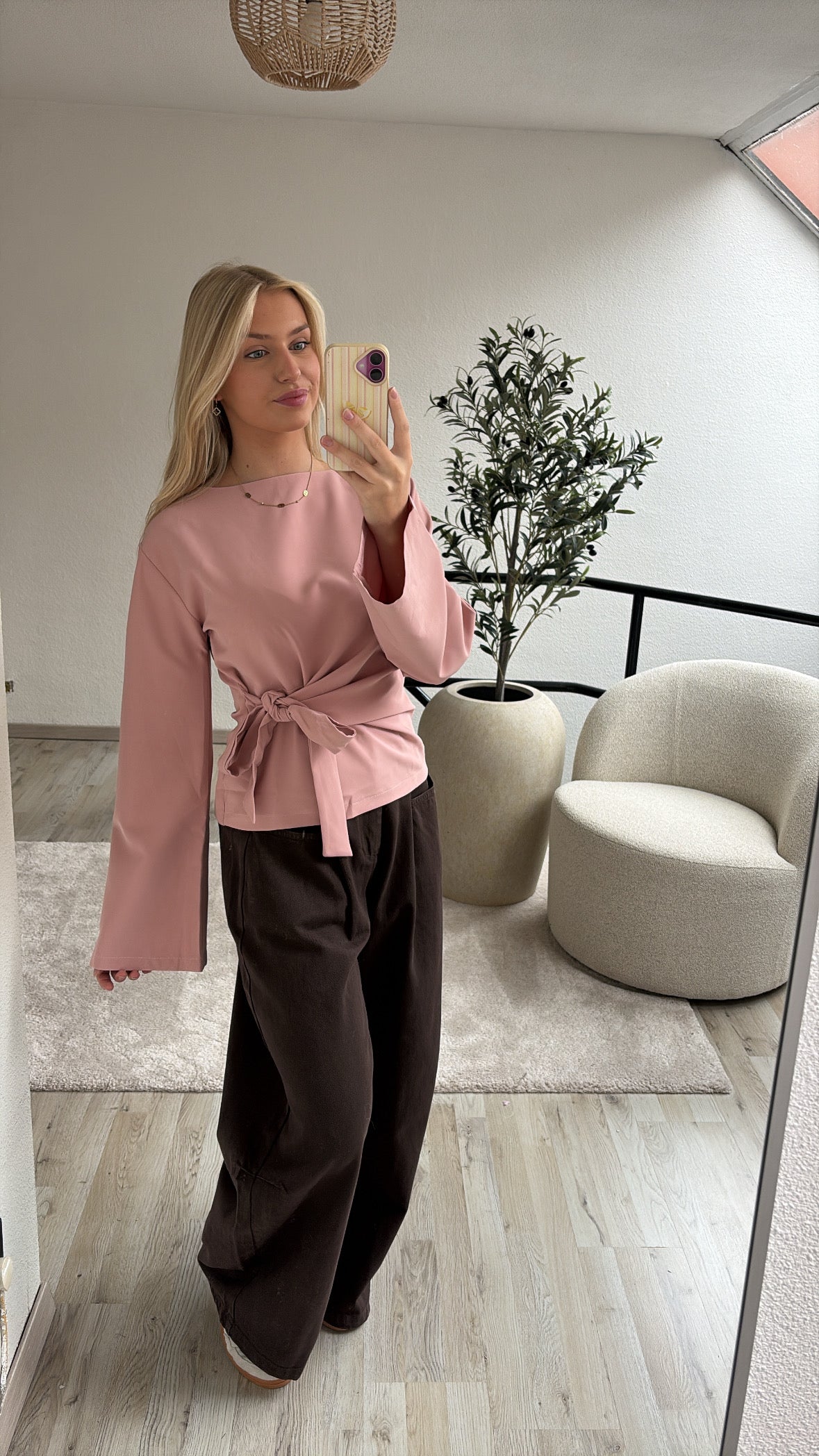 ROZE TOP STRIK