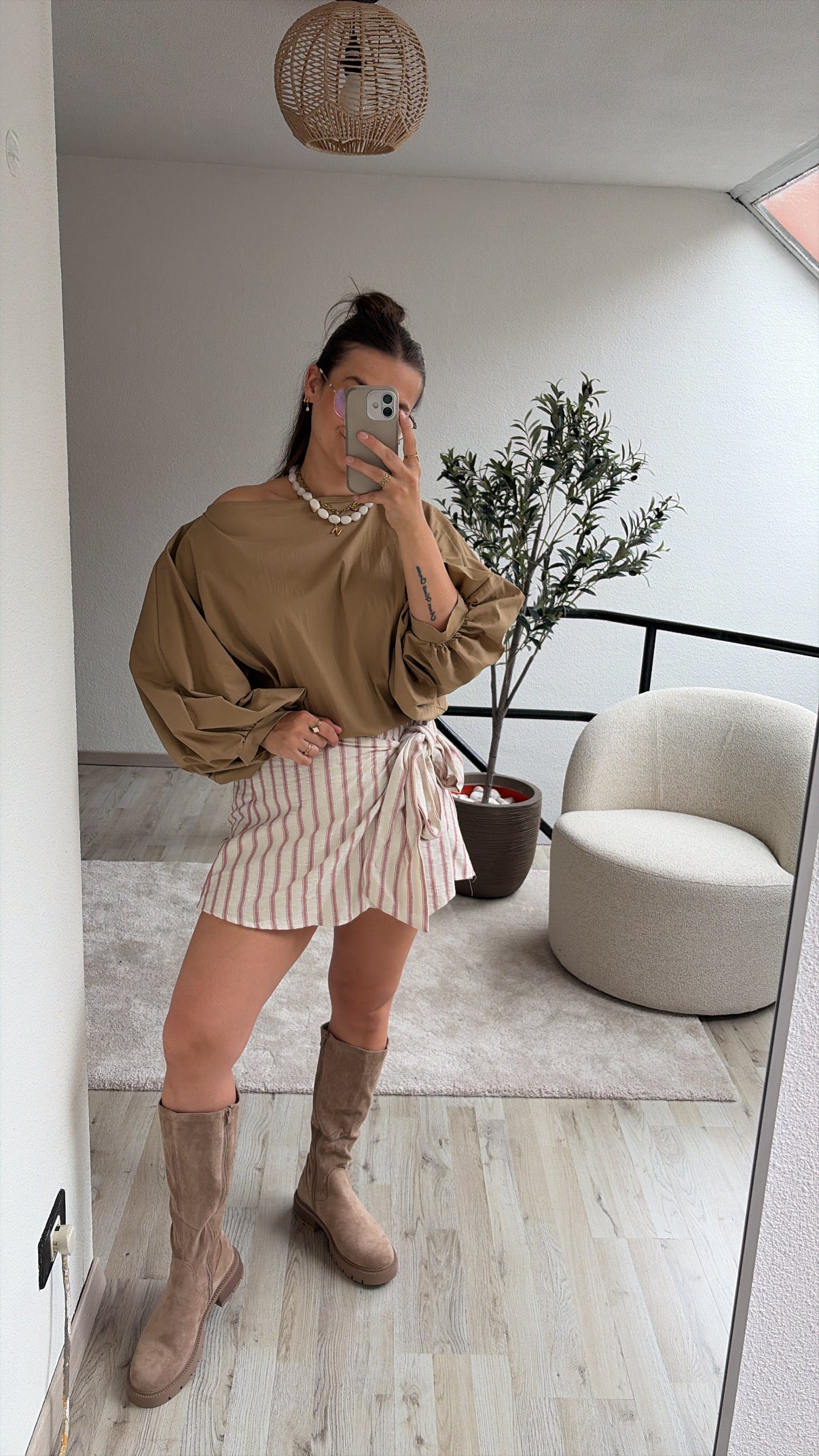 SUEDE BOOTS