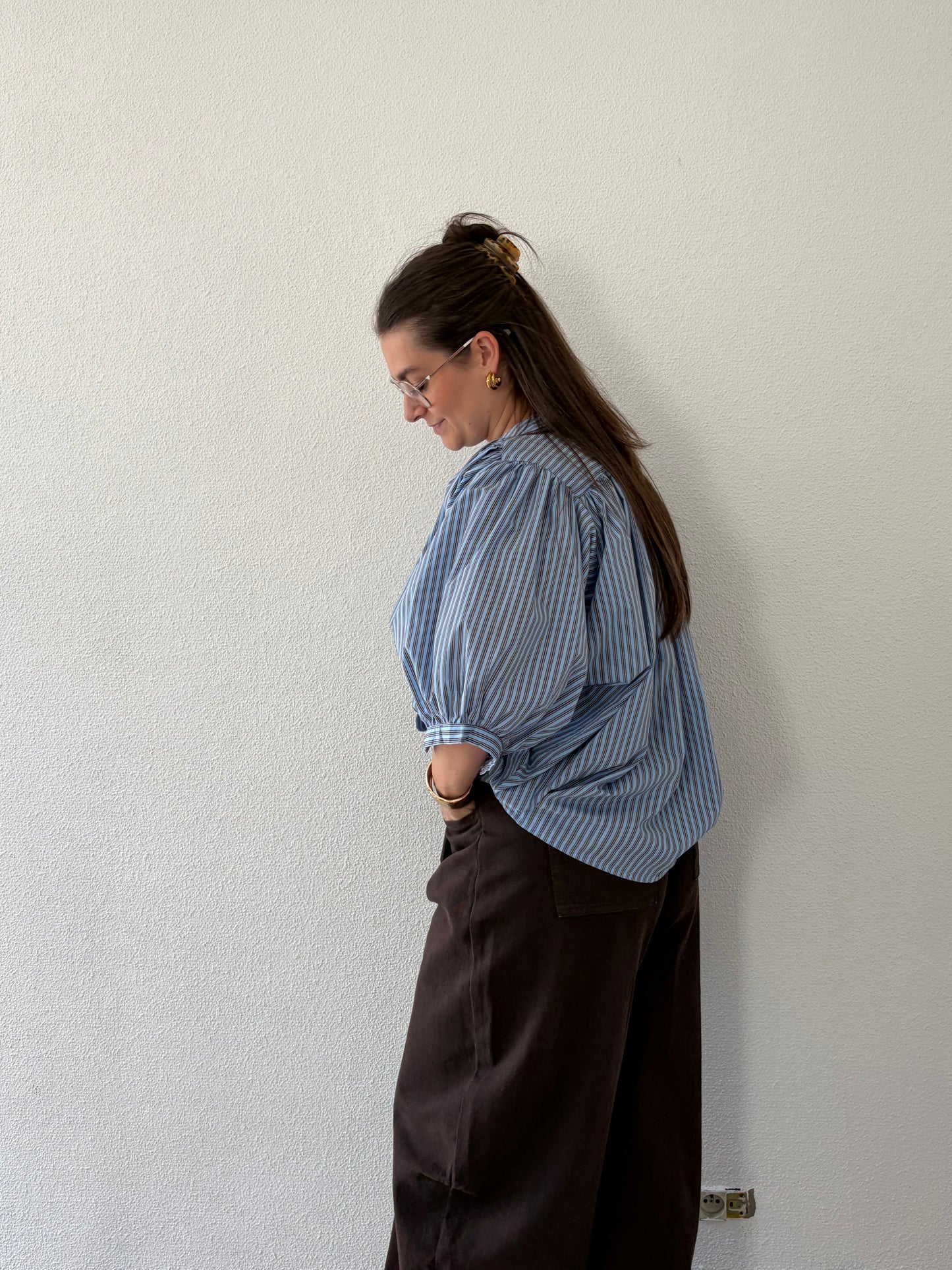 GESTREEPTE BLOUSE