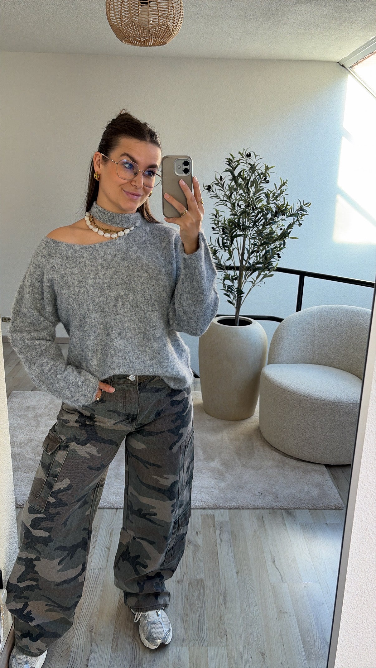 OPEN NECK KNIT GRIJS