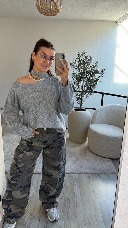 OPEN NECK KNIT GRIJS