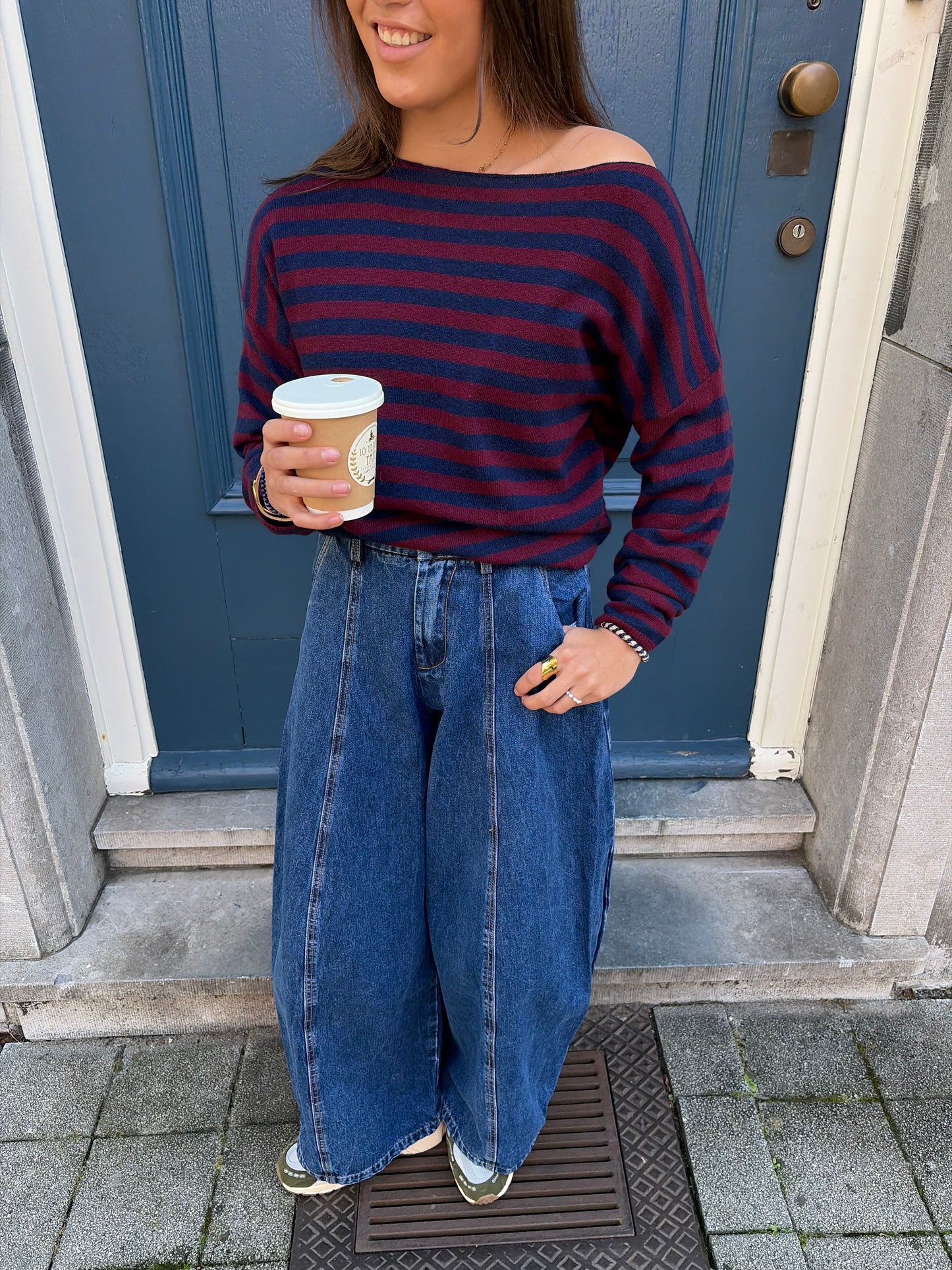 ONE SHOULDER KNIT