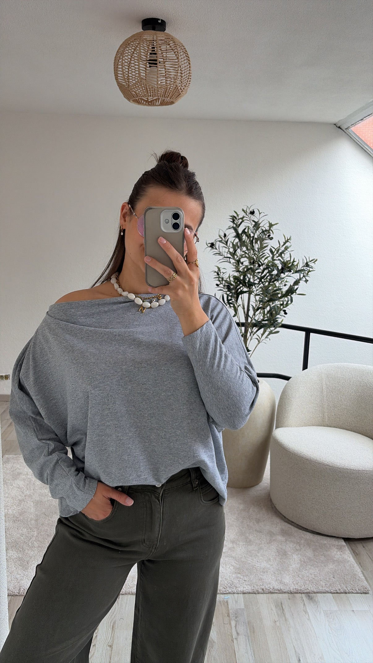 ONE SHOULDER TOP GRIJS