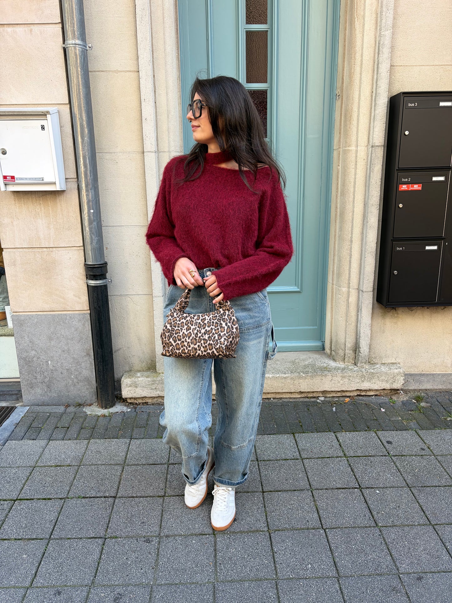 OPEN SHOULDER KNIT BURGUNDY