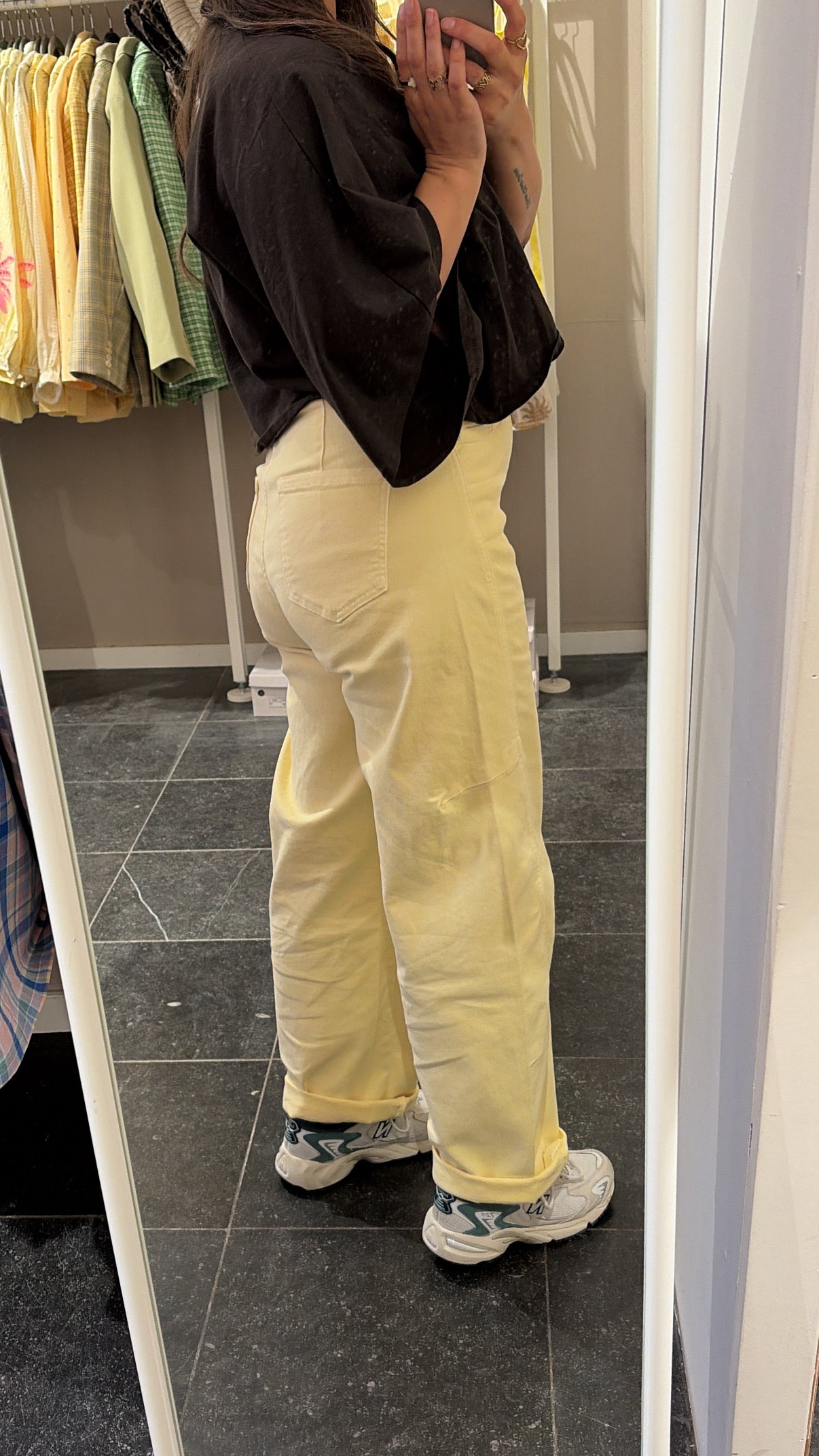 BALLOON JEANS GEEL