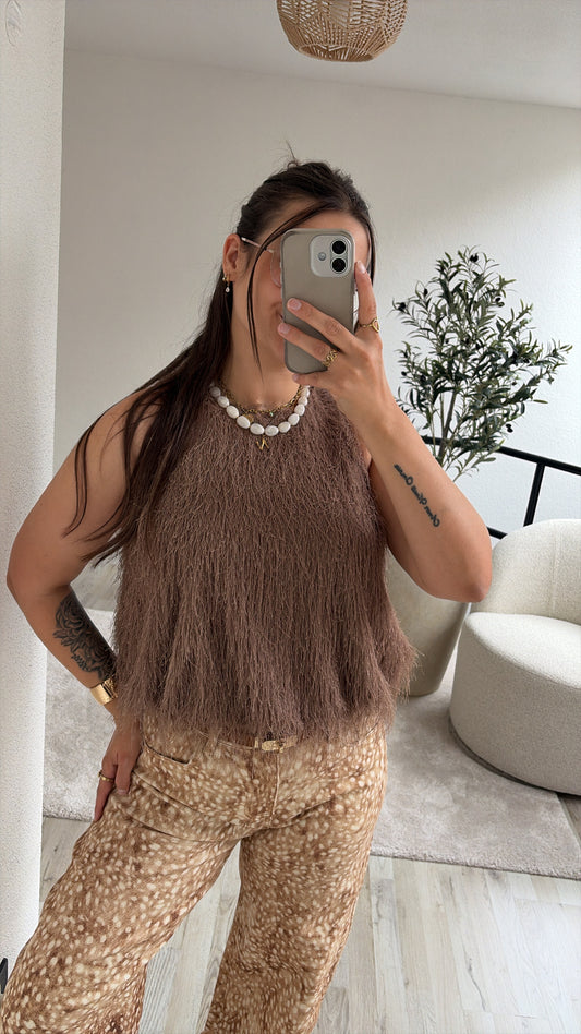 FLUFFY TOP CAMEL