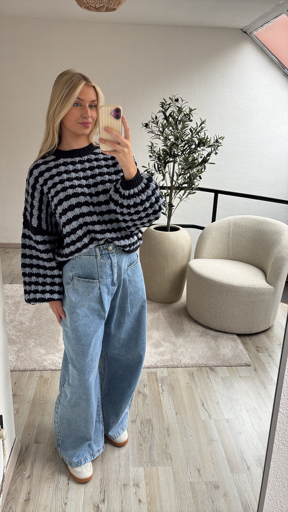 BLAUWE KNIT