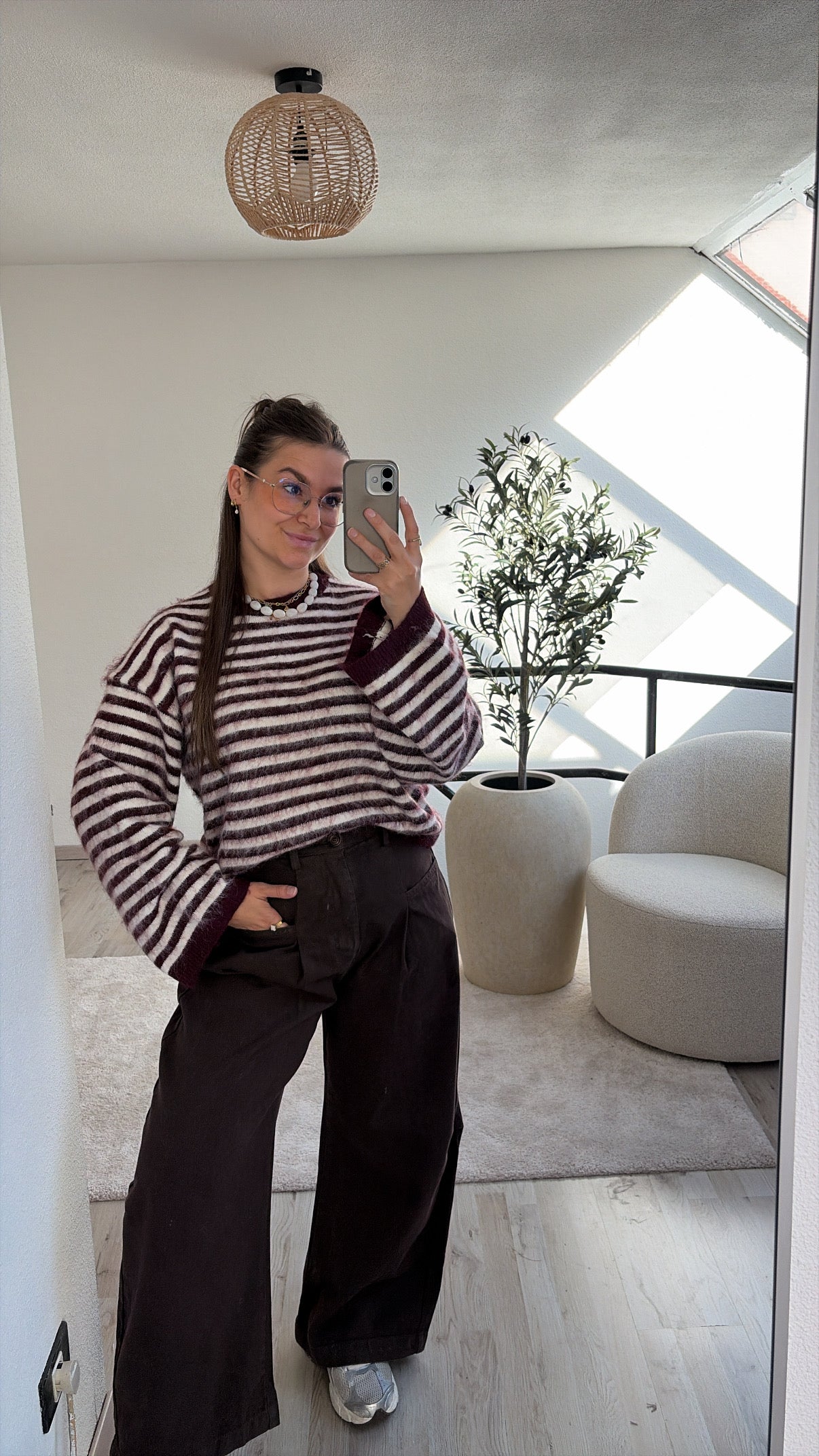 STRIPED KNIT AUBERGINE