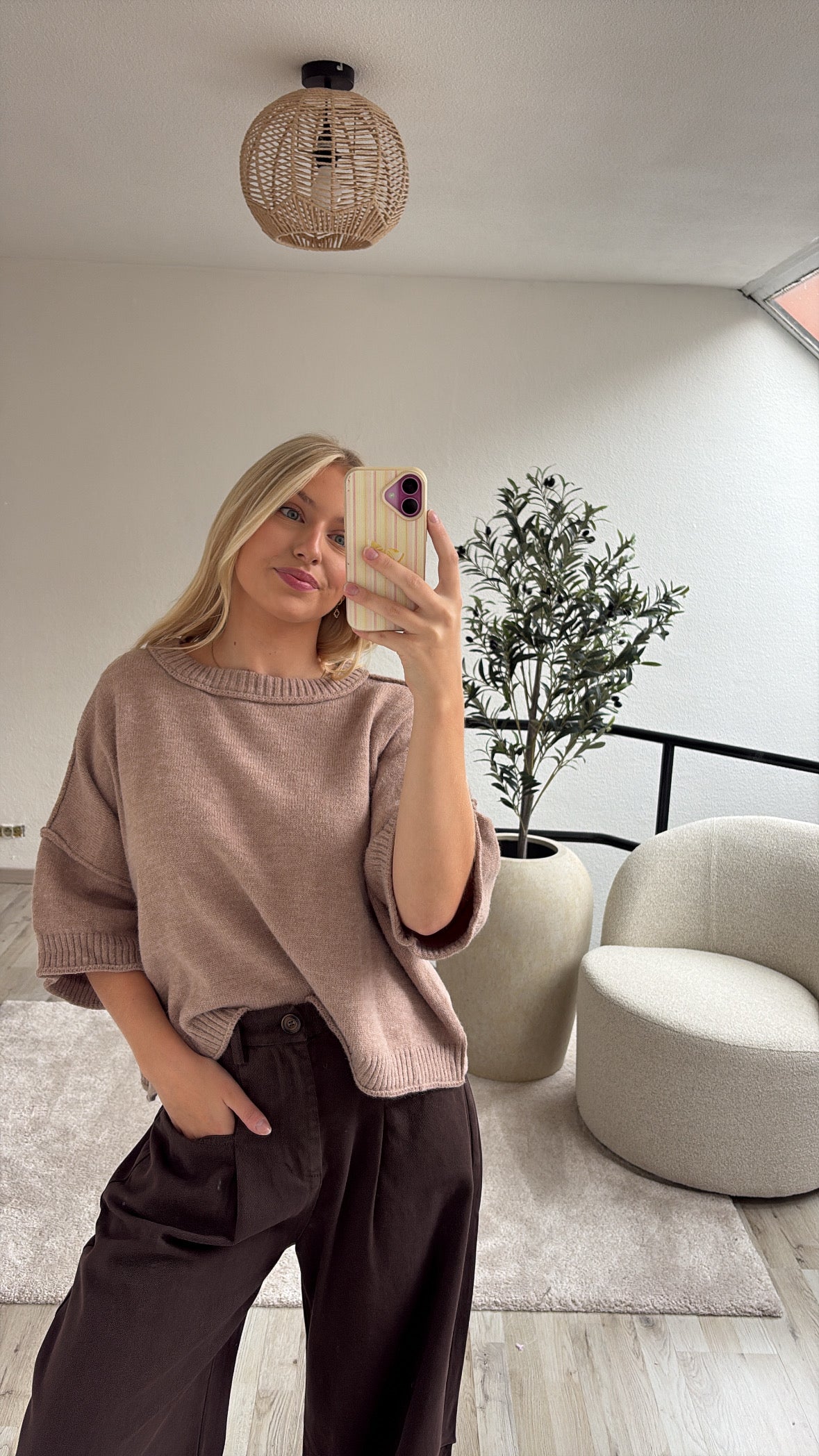 TAUPE KNIT