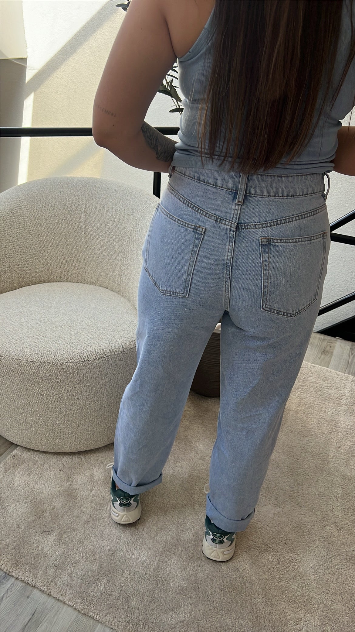 BARREL JEANS