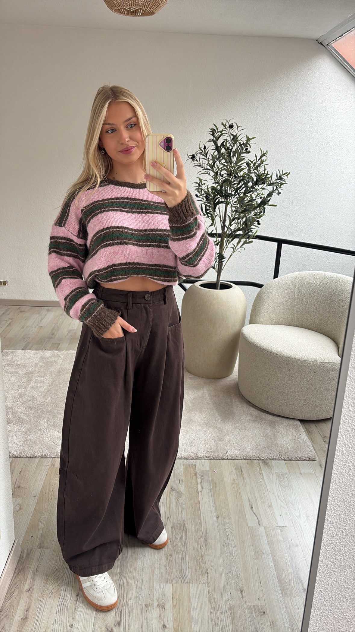 ROZE KNIT
