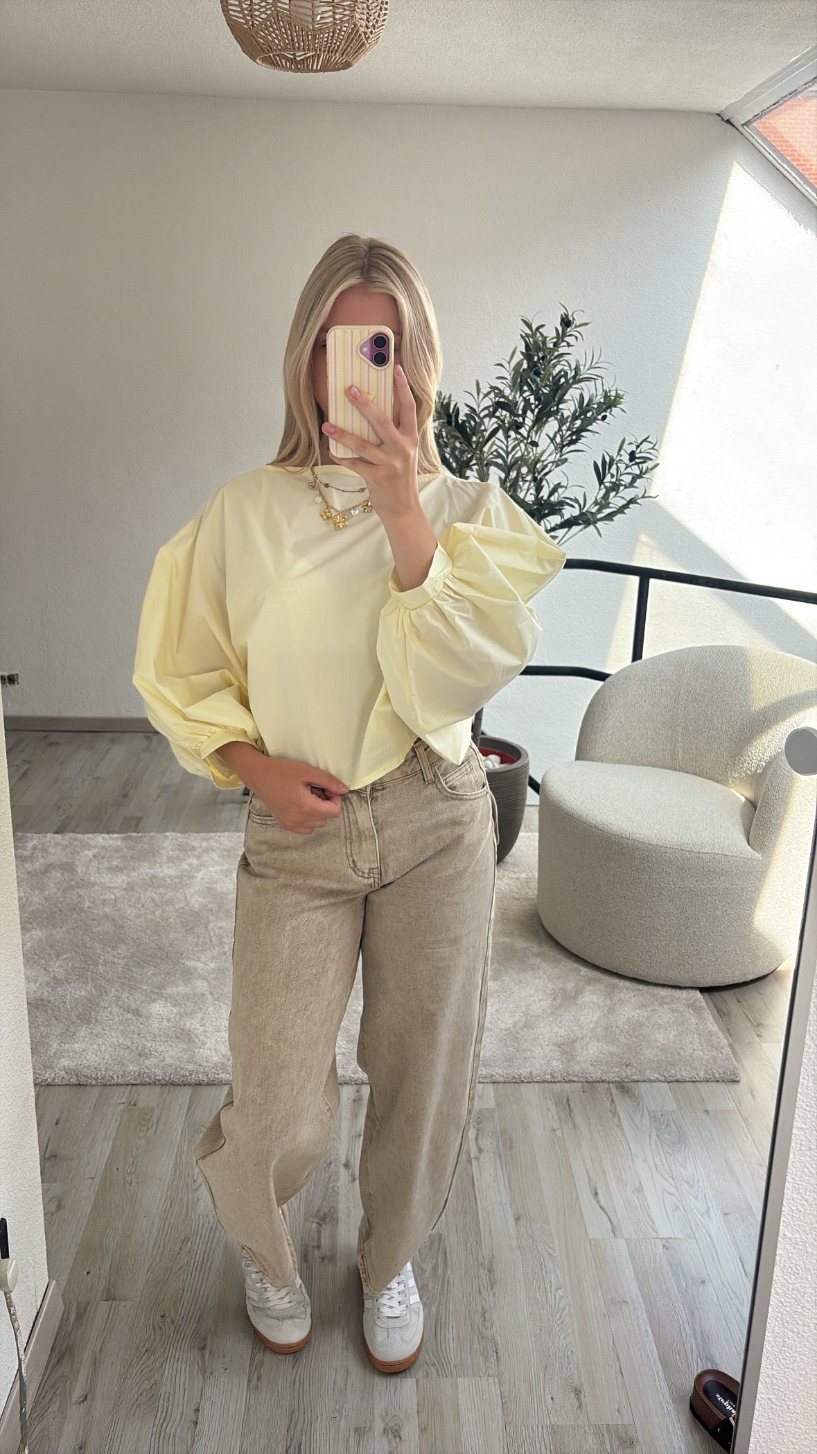 PUFFY BLOUSE GEEL