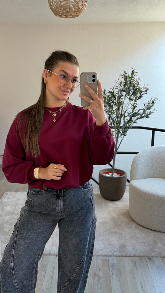 BURGUNDY SWEATER