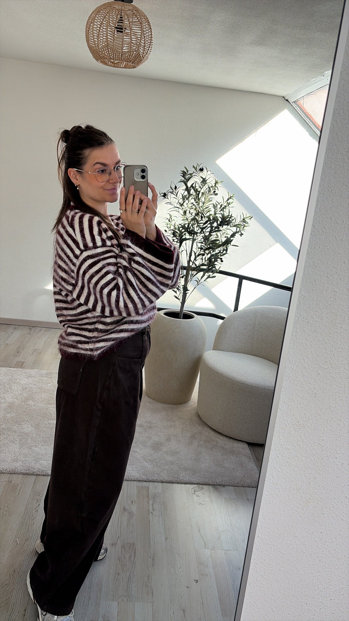 STRIPED KNIT AUBERGINE