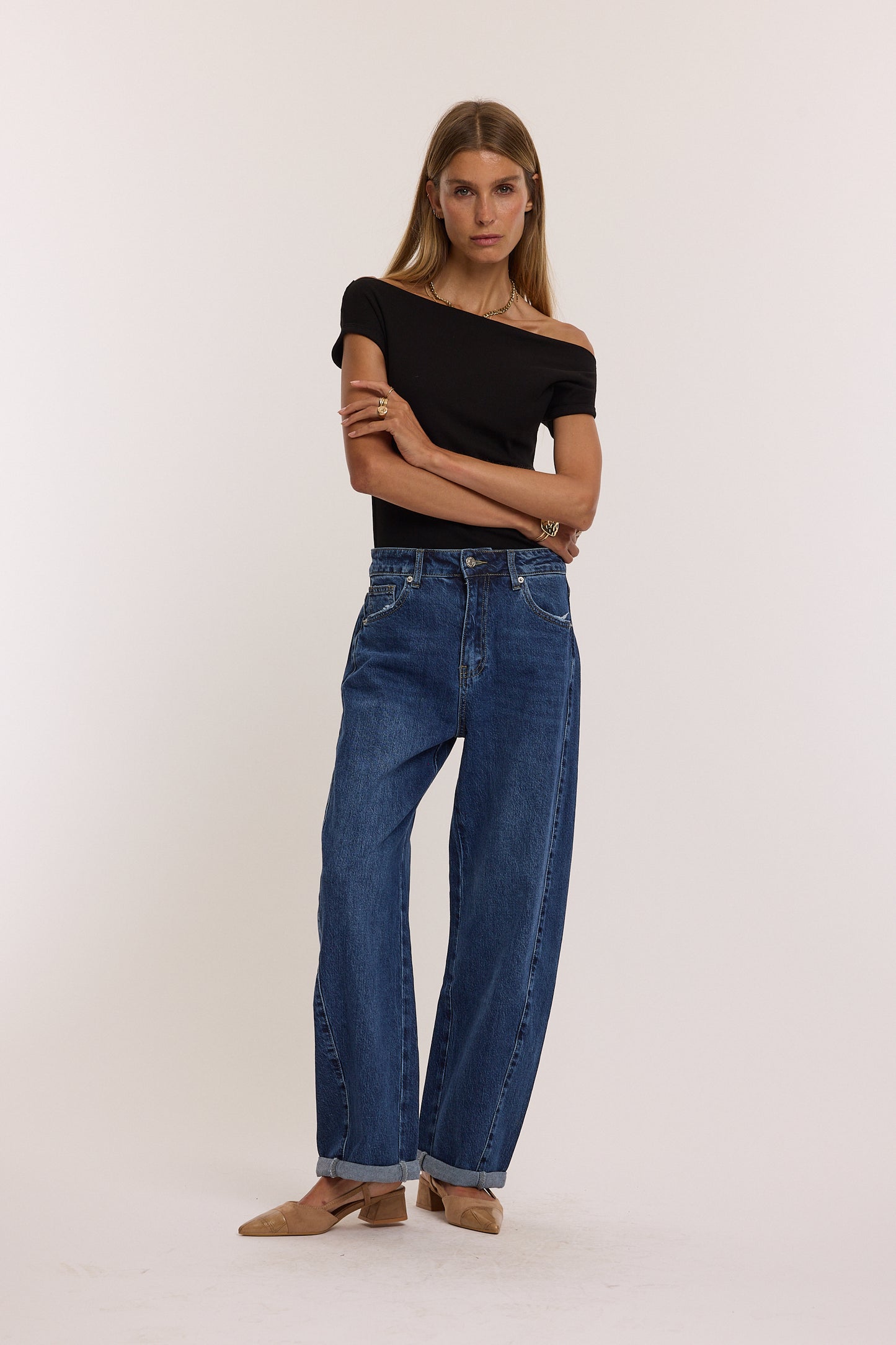 BARREL JEANS
