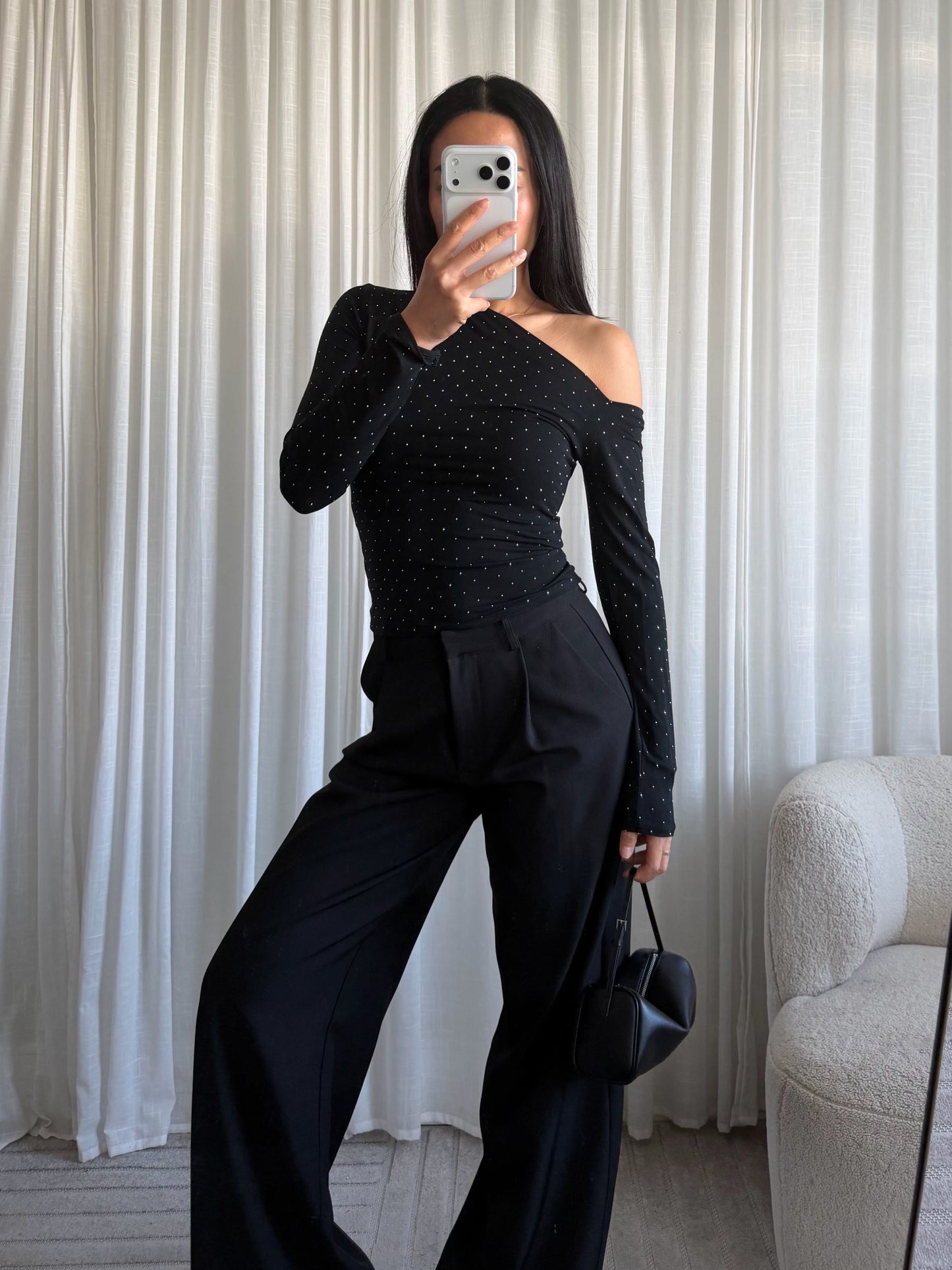 ONE SHOULDER TOP DIAMANTJES
